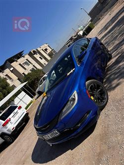 Chrysler 200
